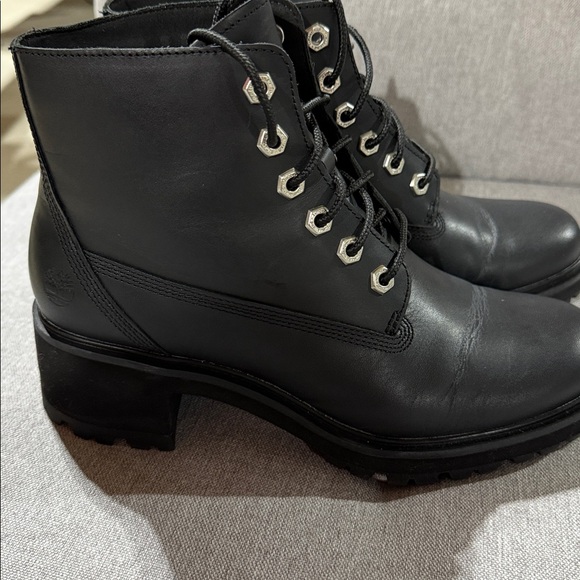 Women’s timberland lace up boots - Picture 3 of 11